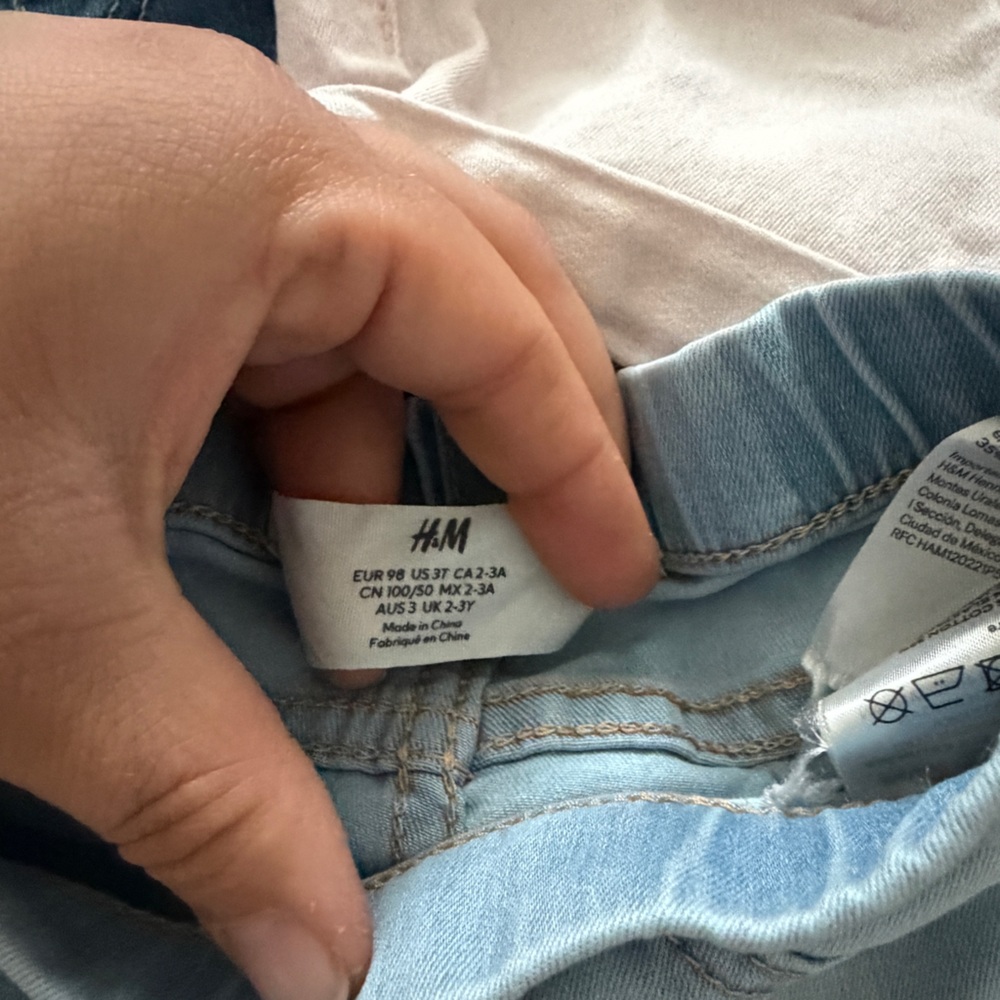 H&M Denim Shorts Trio - Picture 4 of 6